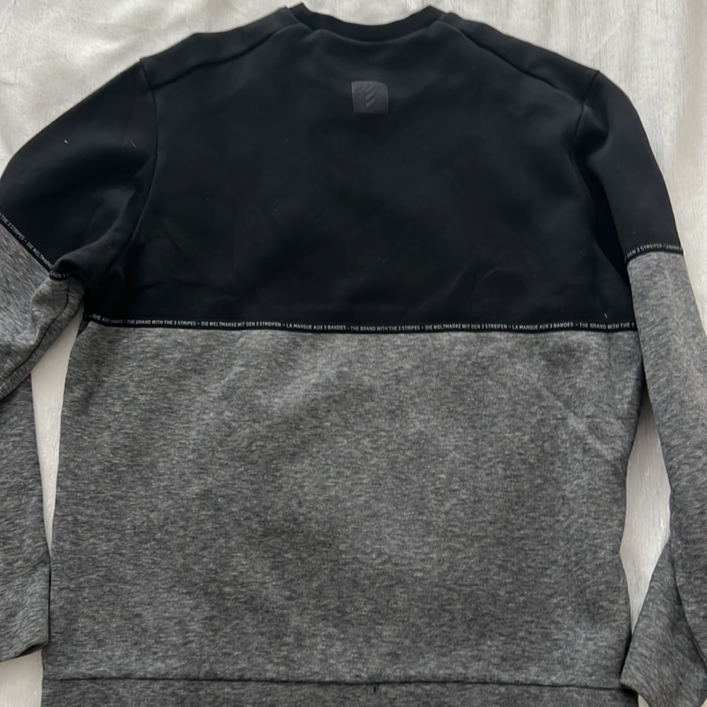 Adidas addicros golf sweater-Size large barley worn-same pattern front to back - Picture 4 of 5